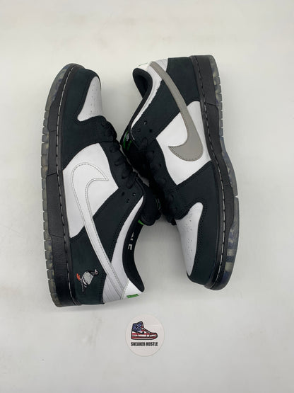 Nike SB Dunk Low Staple Panda Pigeon