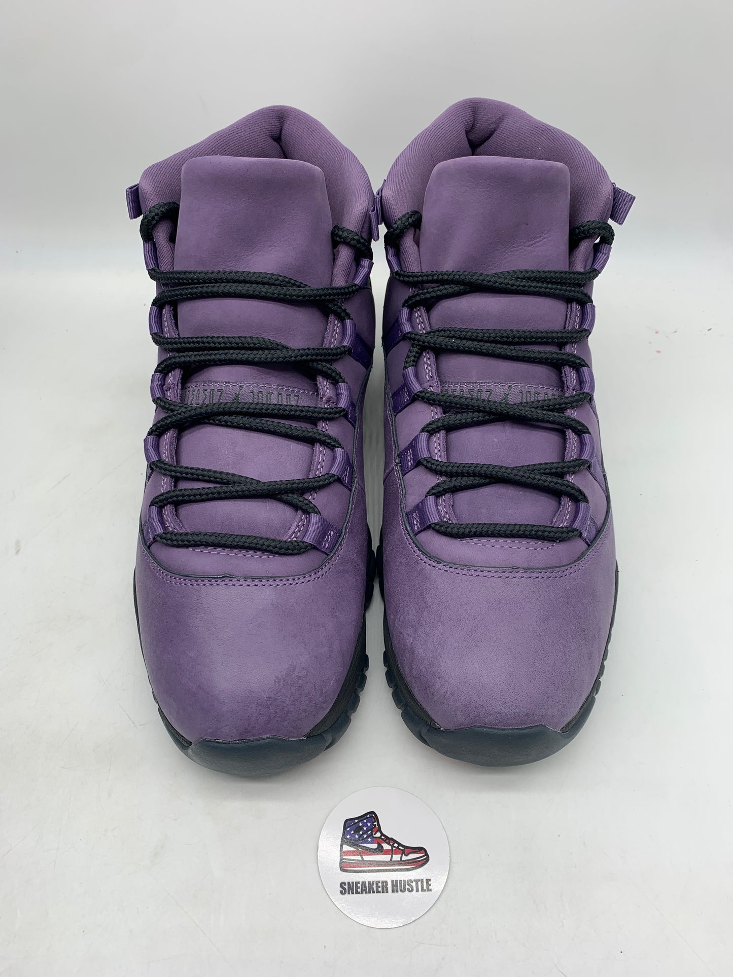 Jordan 11 Retro Mojave