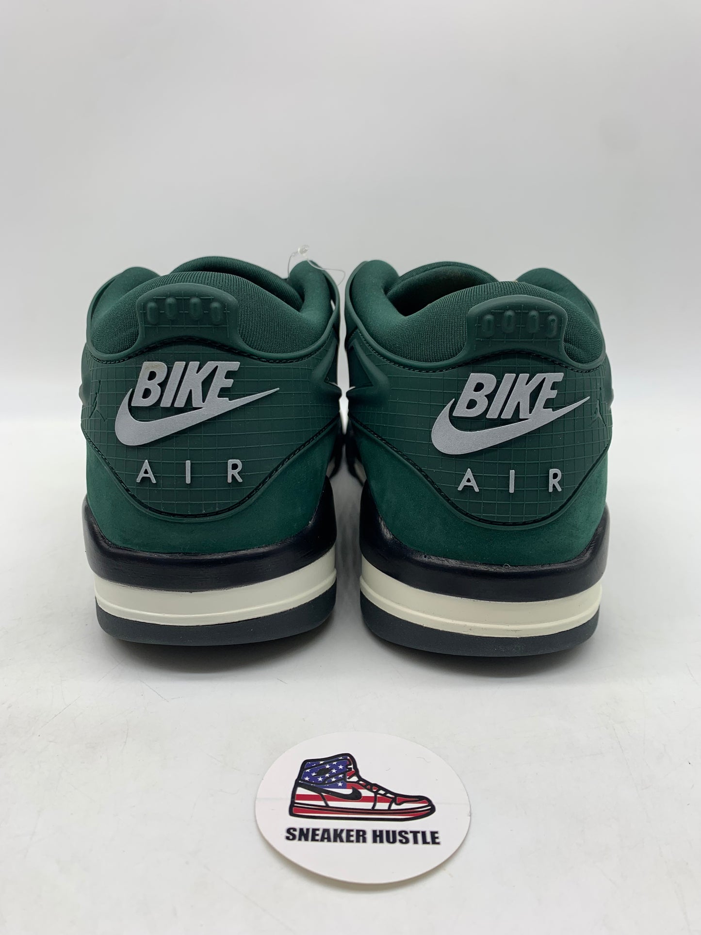 Jordan 4 RM SP Nigel Sylvester Grandma's Driveway