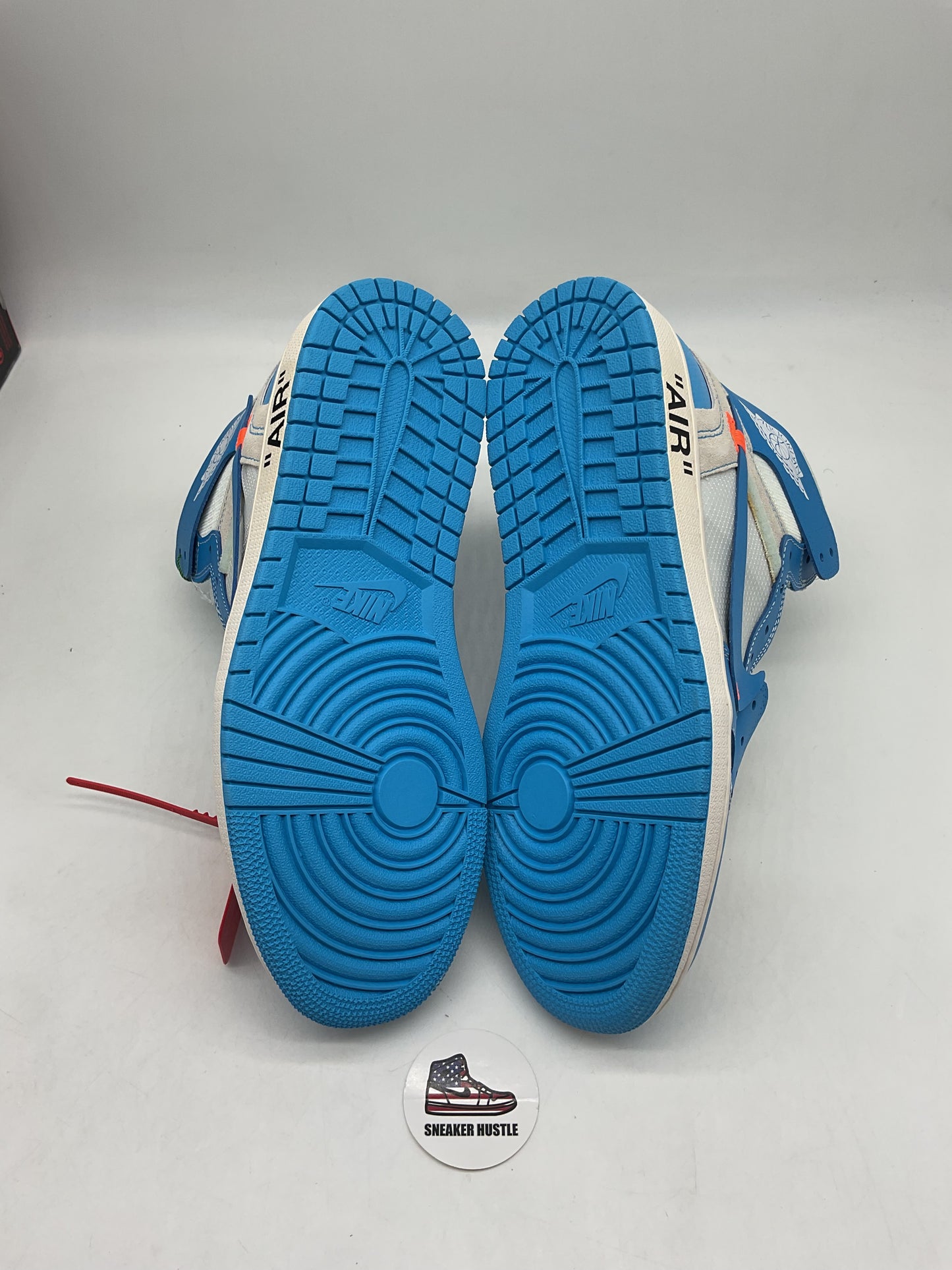Jordan 1 Retro High Off-White University Blue
