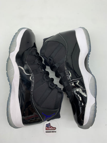Jordan 11 Retro Space Jam (2016)