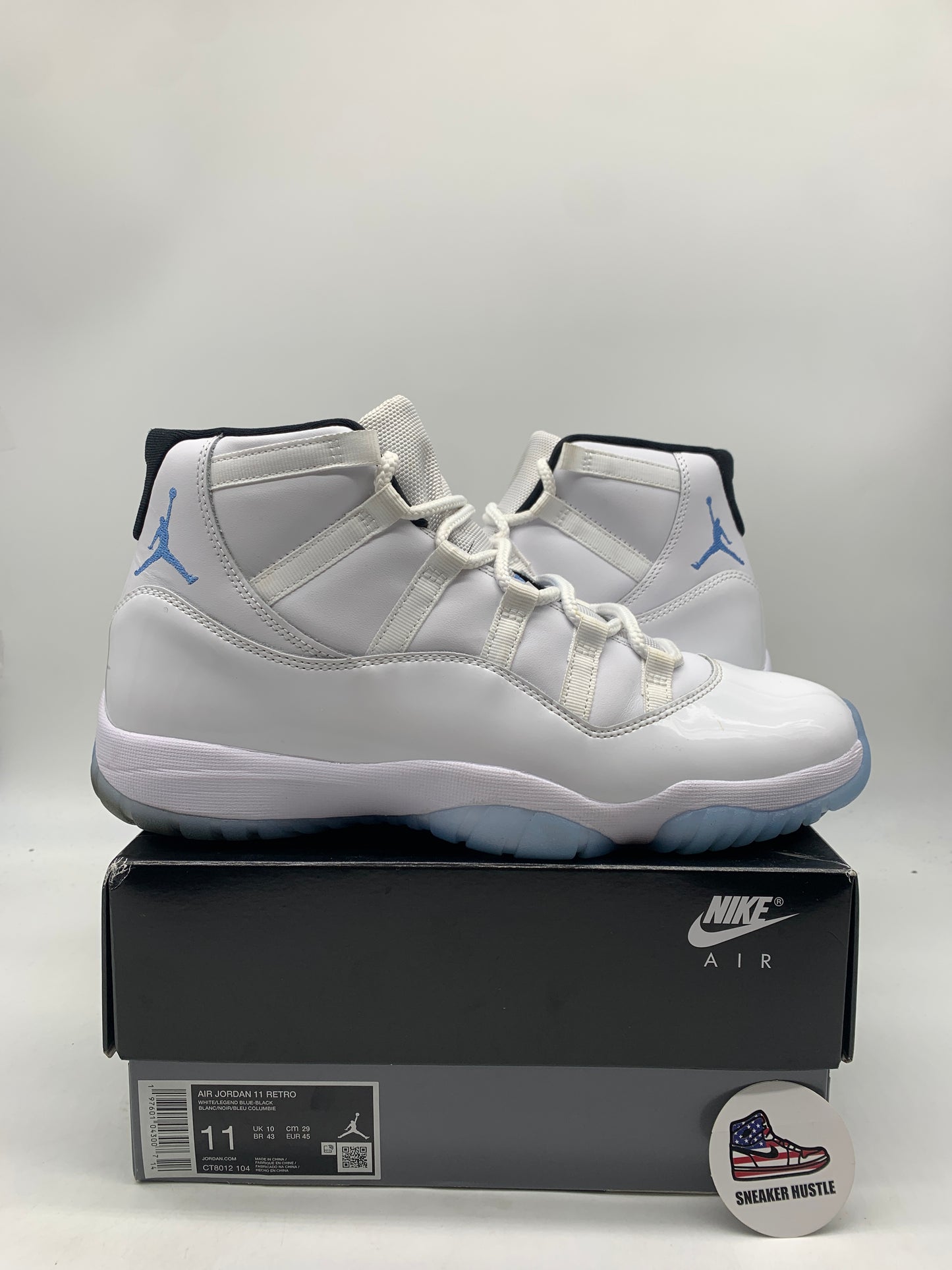 Jordan 11 Retro Legend Blue (2024)