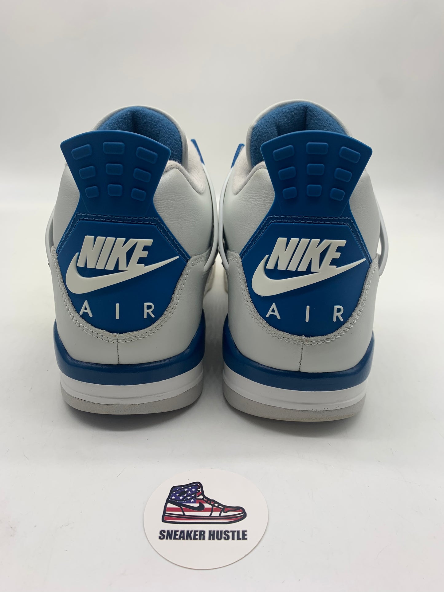 Jordan 4 Retro Military Blue (2024)