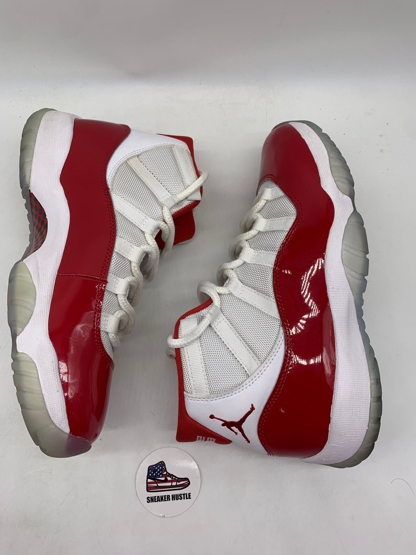 Jordan 11 Retro Cherry (2022)