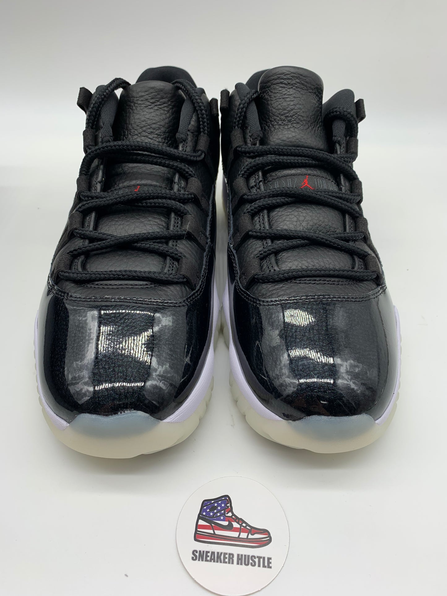 Jordan 11 Retro Low 72-10