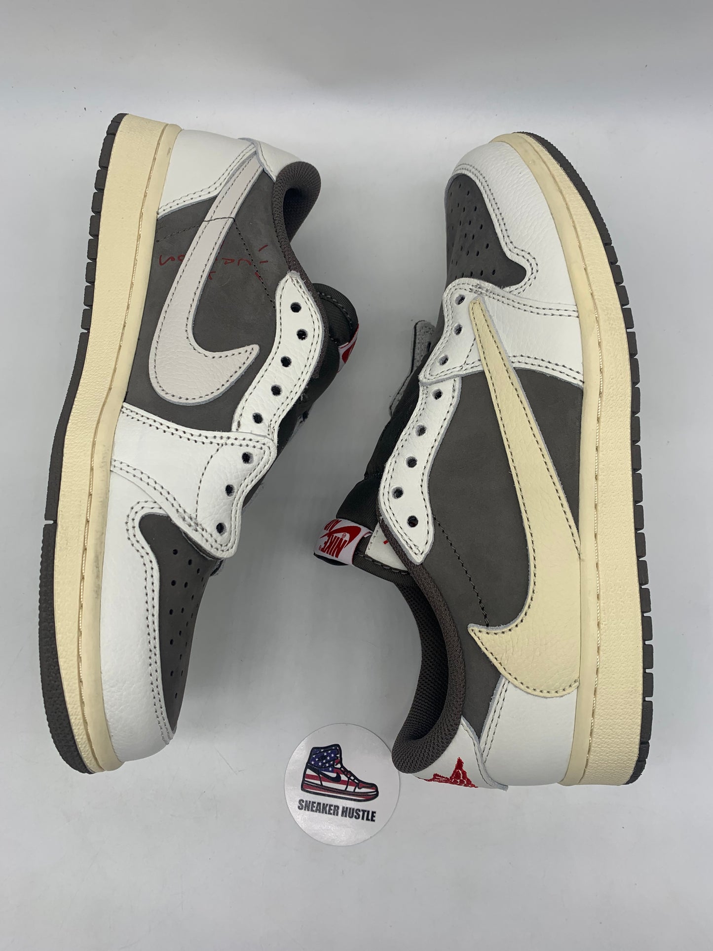 Jordan 1 Retro Low OG SP Travis Scott Reverse Mocha