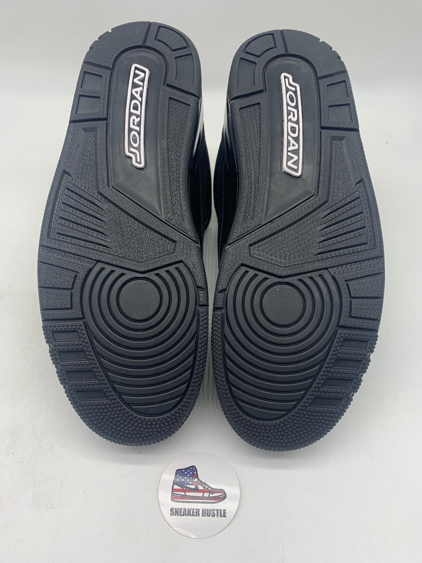 Jordan 3 Retro Black Cat (2025)