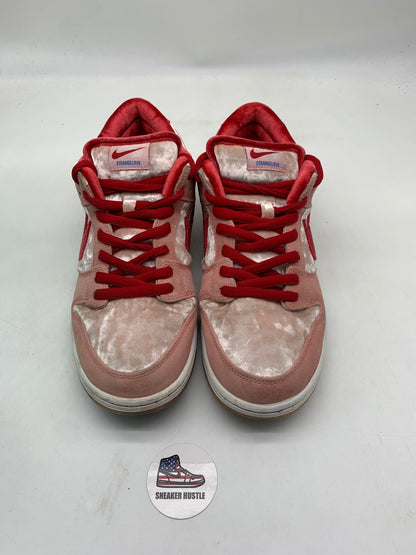 Nike SB Dunk Low StrangeLove Skateboards