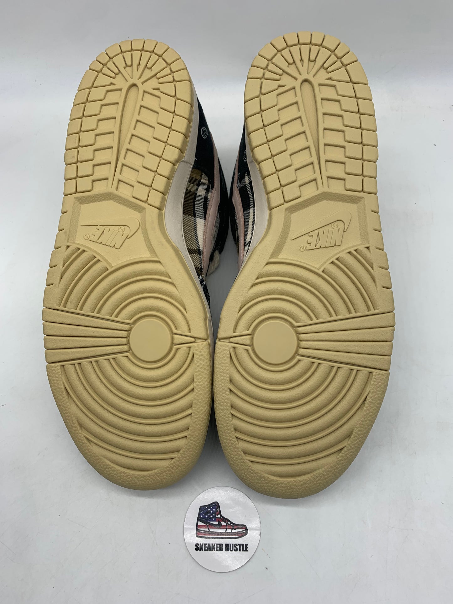 Nike SB Dunk Low Travis Scott (Special Box)