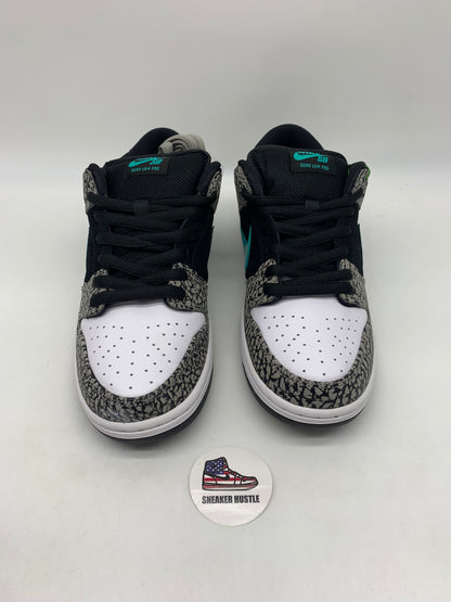 Nike SB Dunk Low atmos Elephant