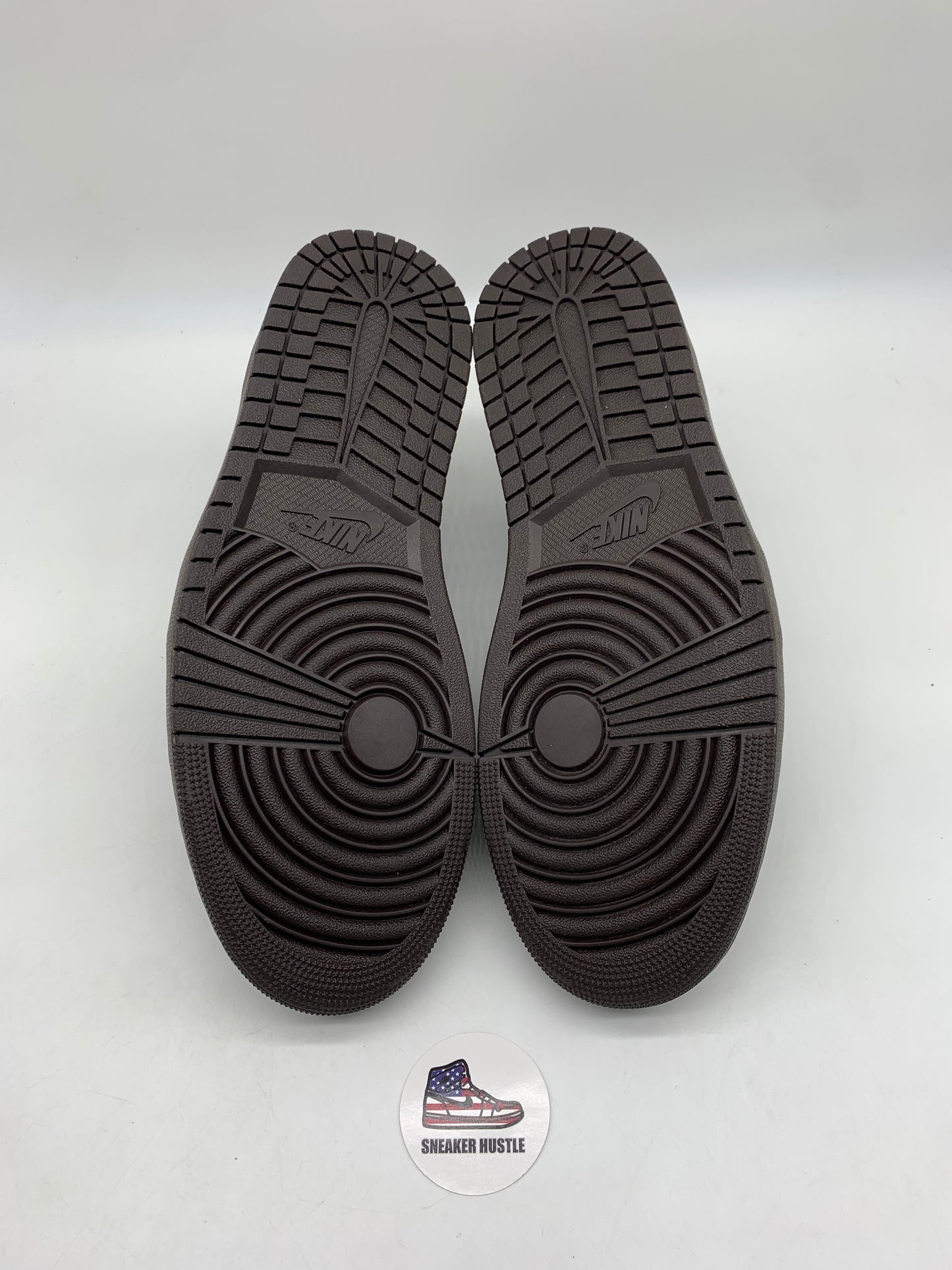 Jordan 1 Retro Low OG SP Travis Scott Velvet Brown