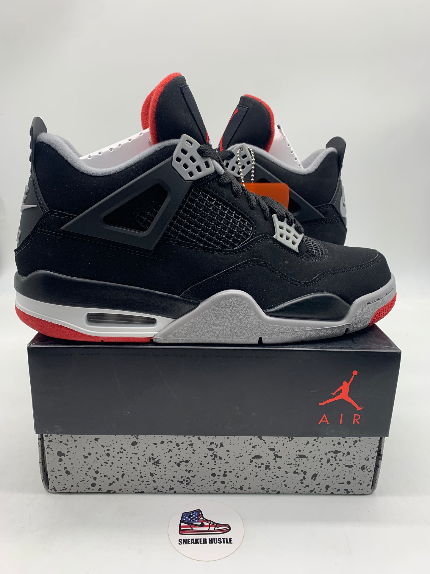 Jordan 4 Retro Bred (2019)