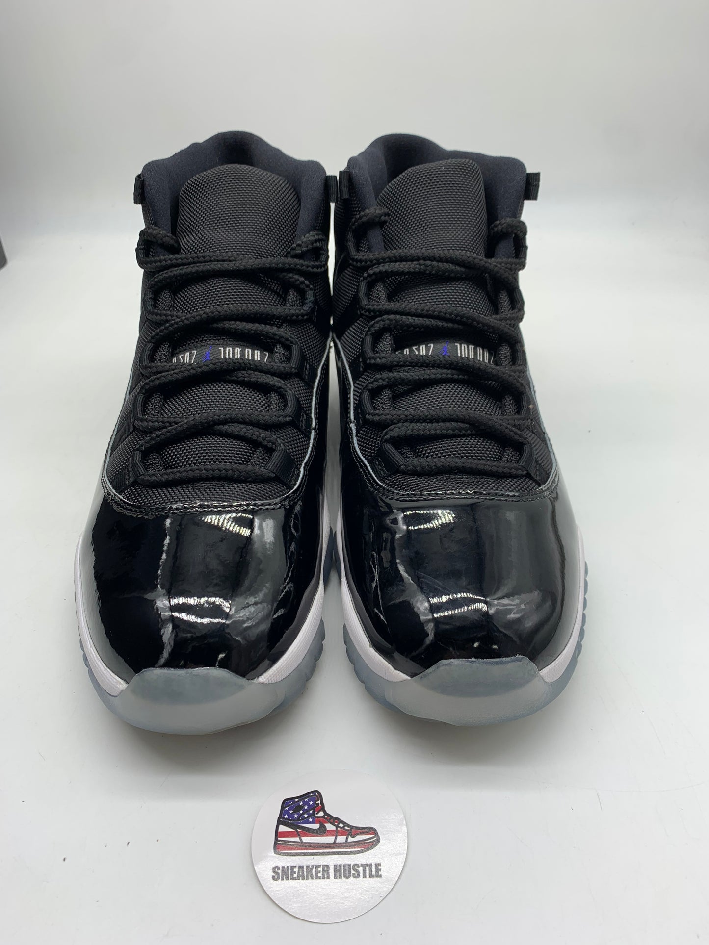 Jordan 11 Retro Space Jam (2016)
