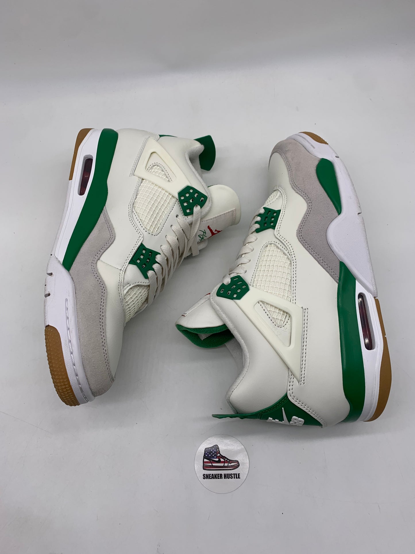 Jordan 4 Retro SB Pine Green