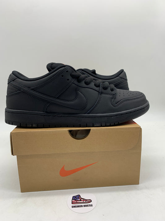 Nike SB Dunk Low Pro Triple Black