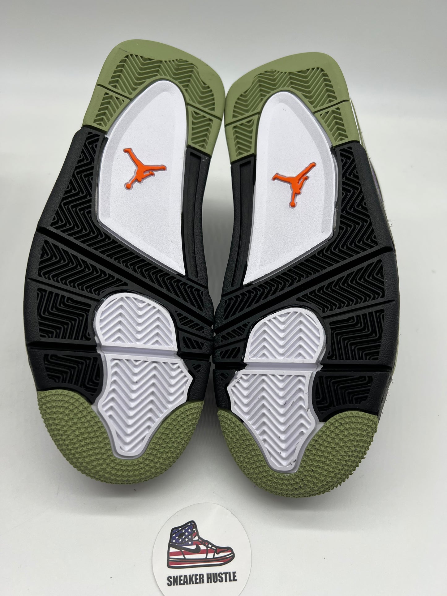 Jordan 4 Retro Canyon Purple (W)