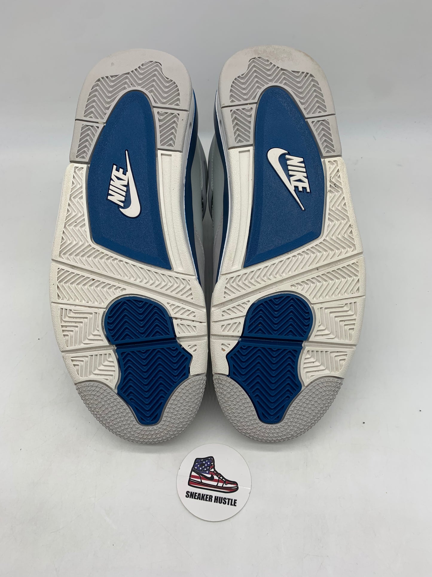 Jordan 4 Retro Military Blue (2024)