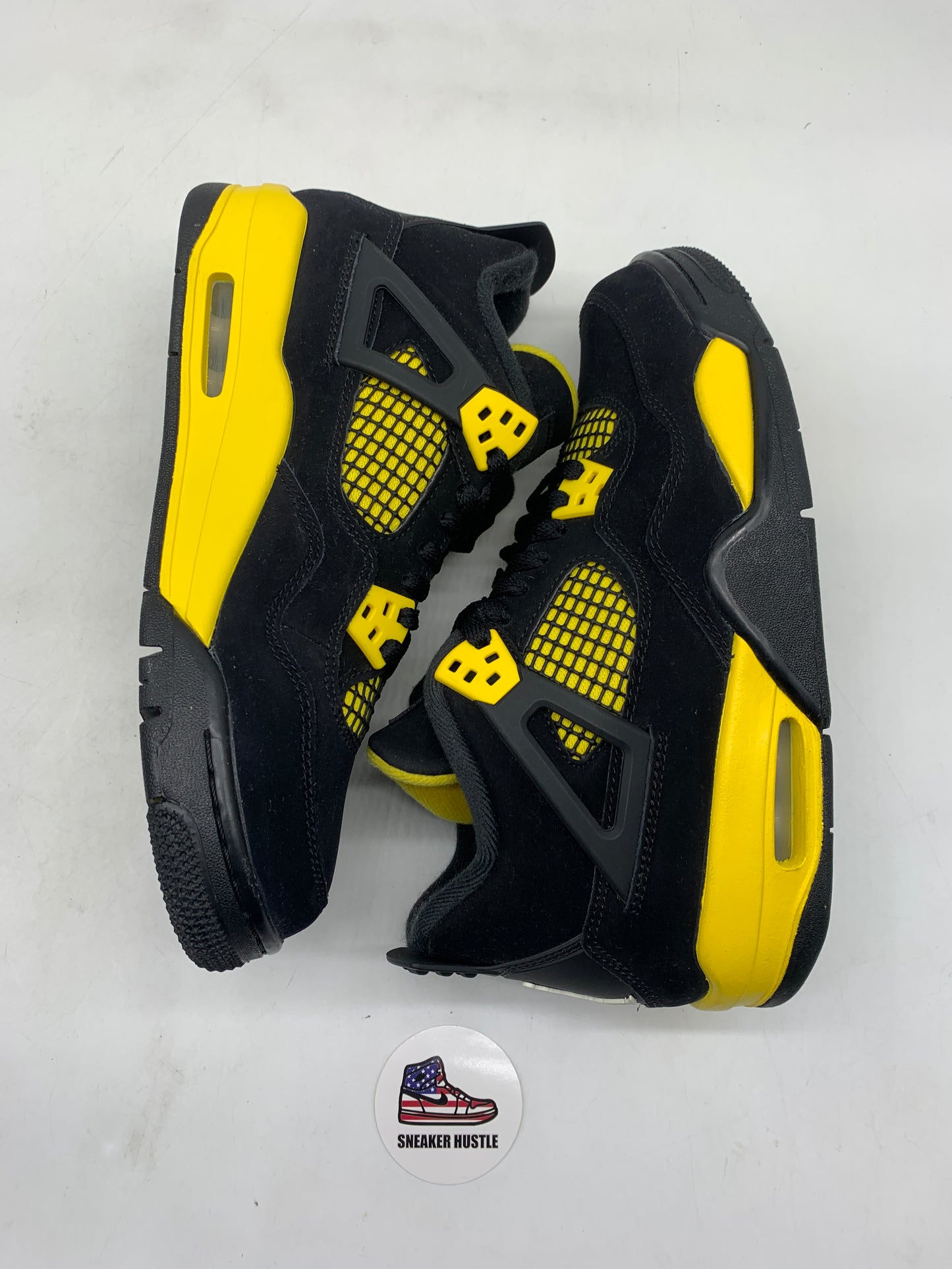 Jordan 4 Retro Thunder (2023) (GS)