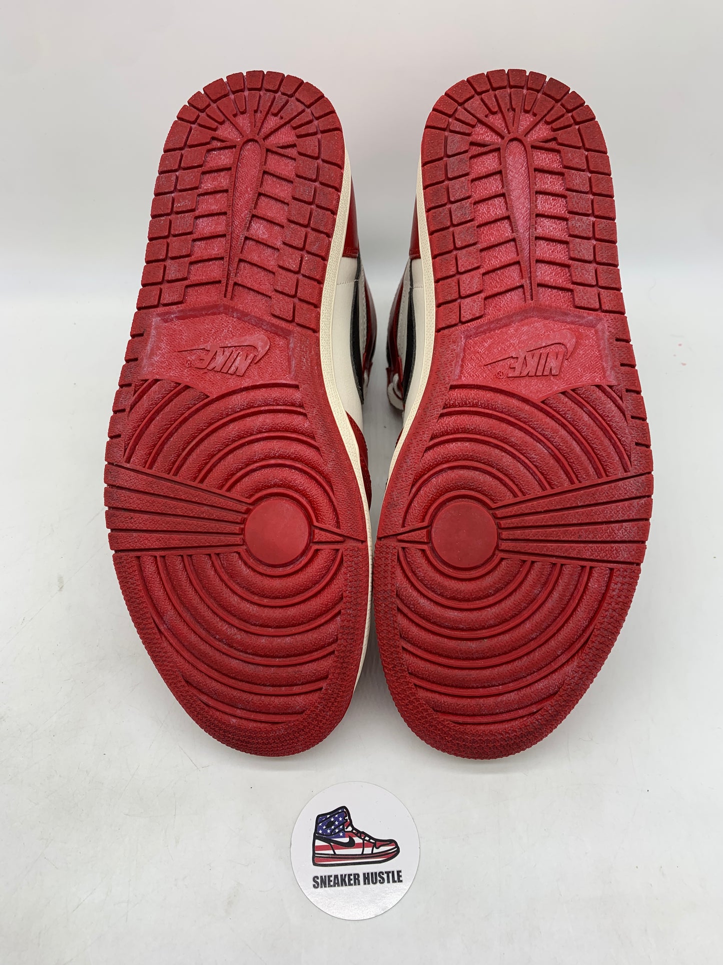 Jordan 1 Retro High OG Chicago Lost and Found
