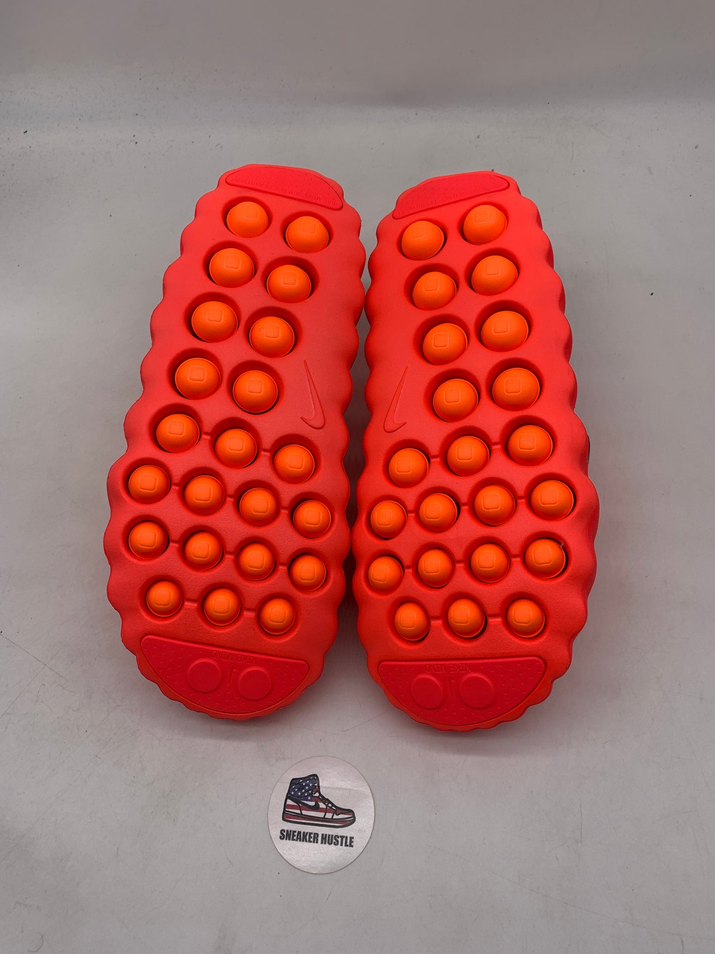 Nike Mind 001 Slide Solar Red