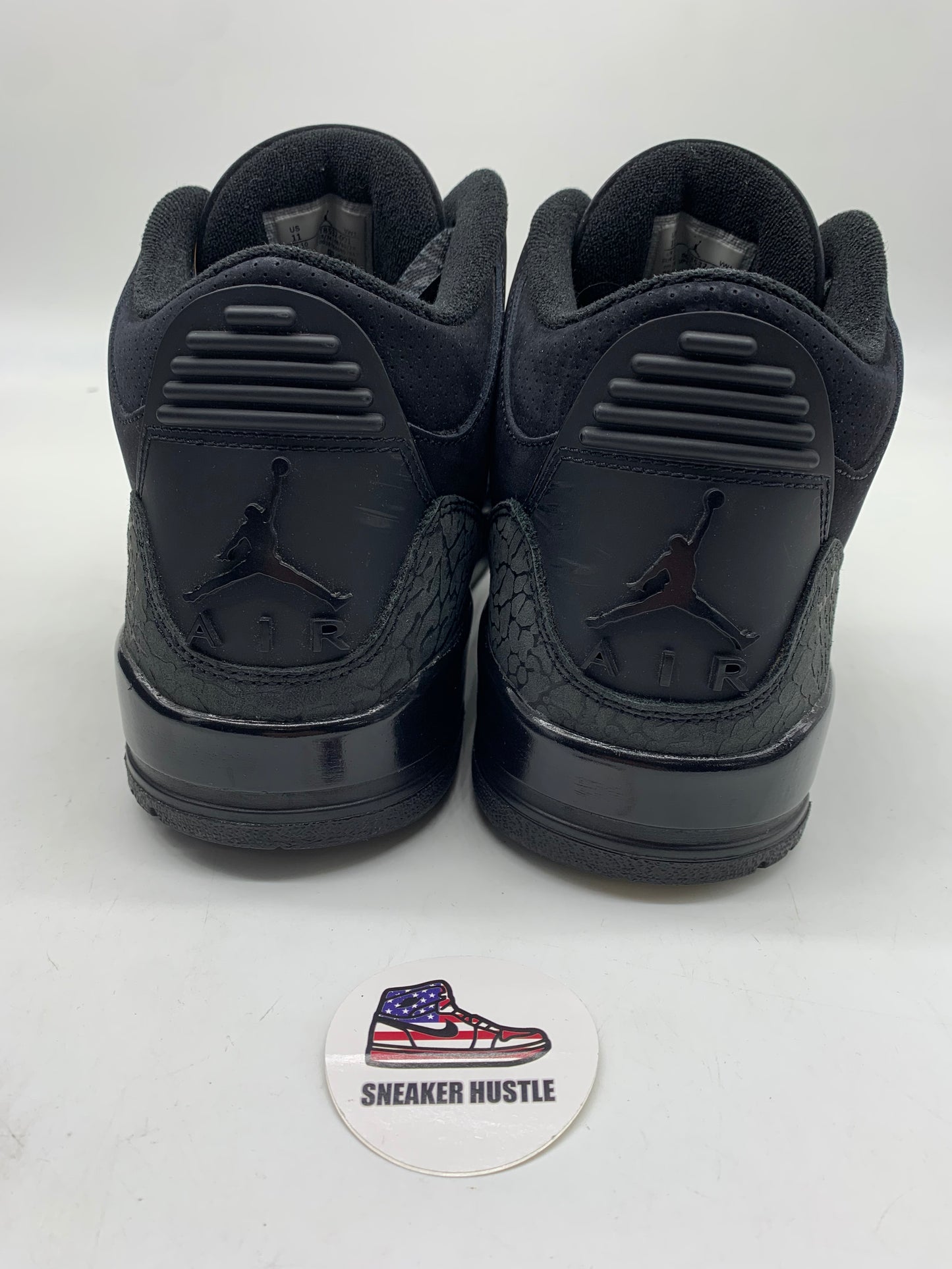 Jordan 3 Retro Black Cat (2025)