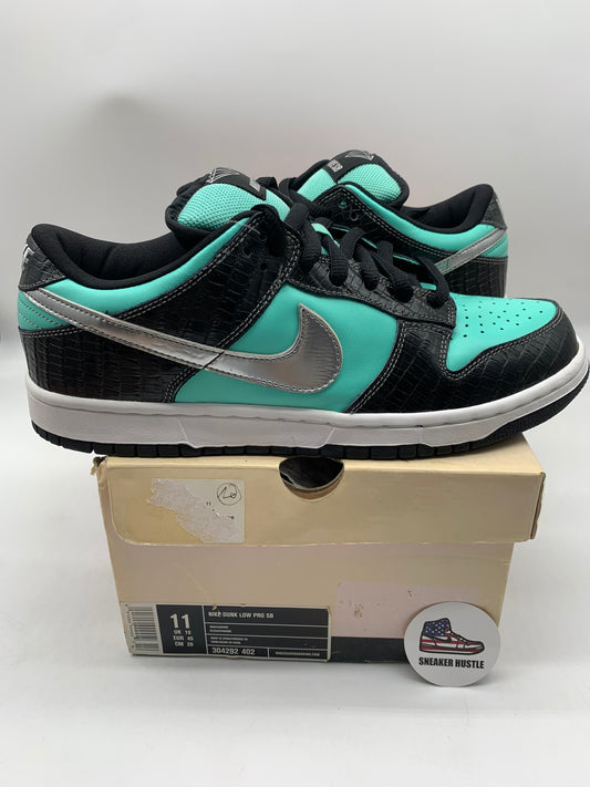 Nike SB Dunk Low Diamond Supply Co.