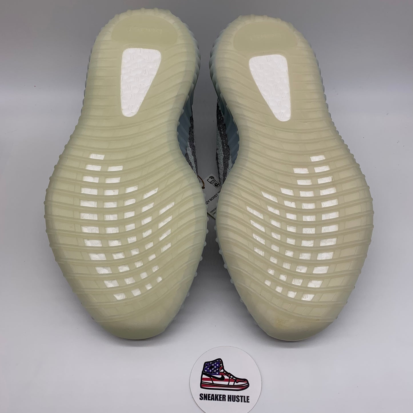 adidas Yeezy Boost 350 V2 Blue Tint (2017/2023)