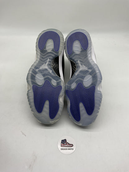 Jordan 11 Retro Space Jam (2016)