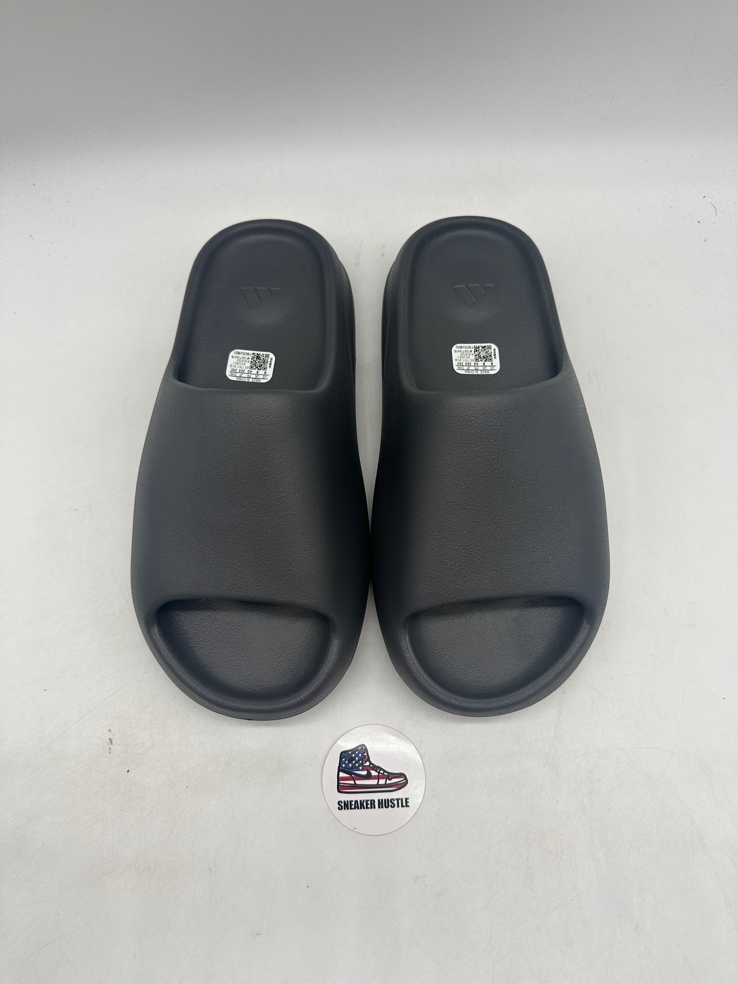 adidas Yeezy Slide Granite