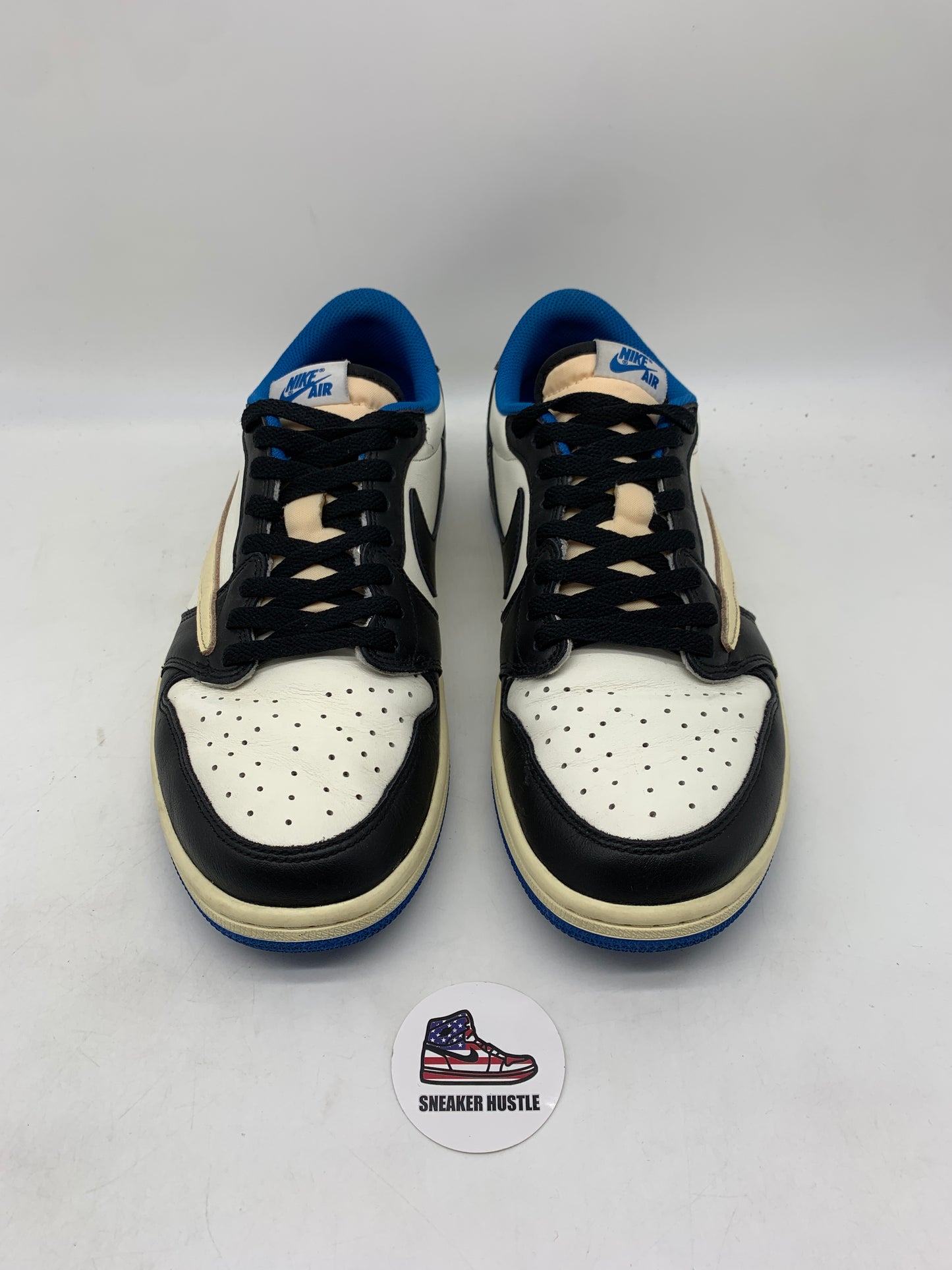 Jordan 1 Retro Low OG SP Fragment x Travis Scott