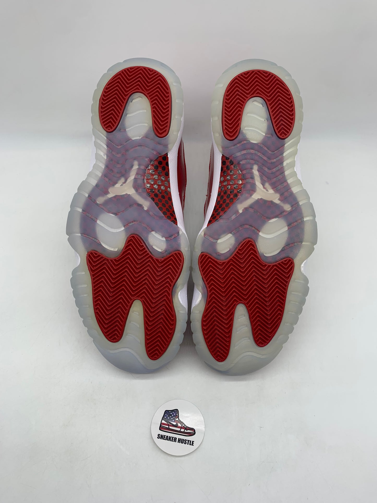Jordan 11 Retro Cherry (2022)