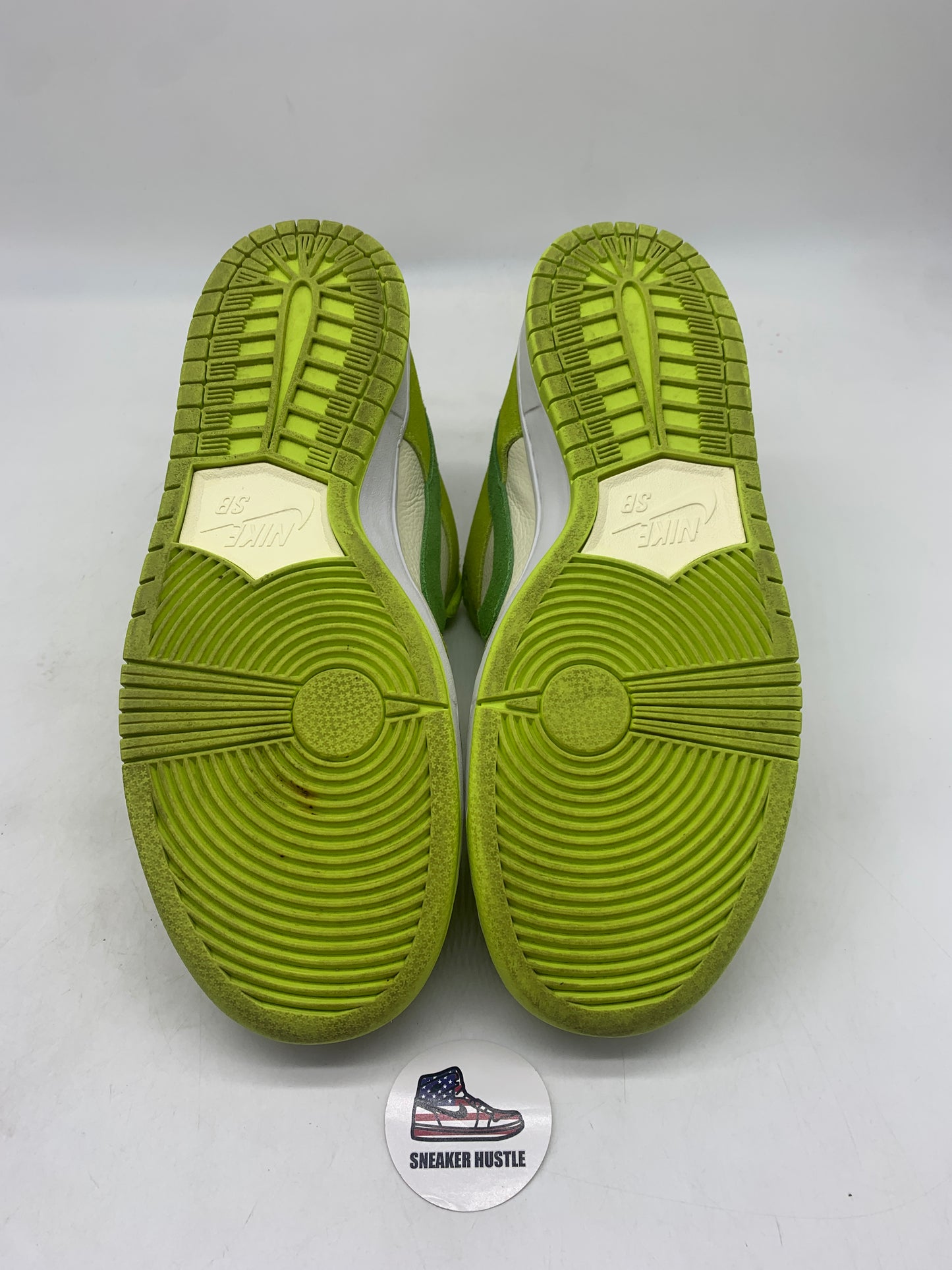 Nike SB Dunk Low Green Apple