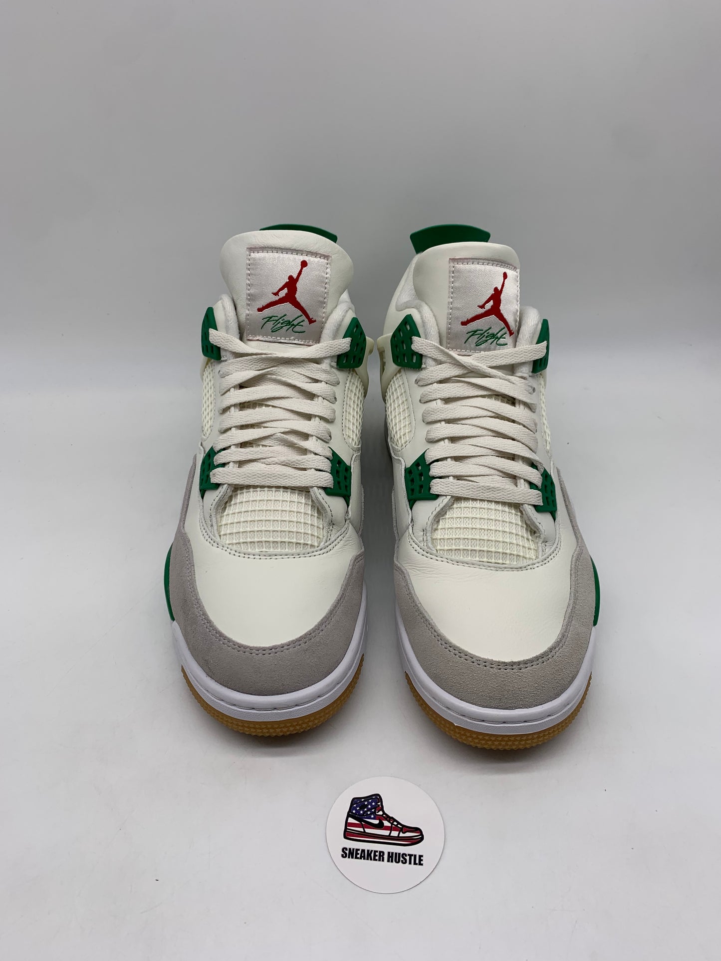 Jordan 4 Retro SB Pine Green