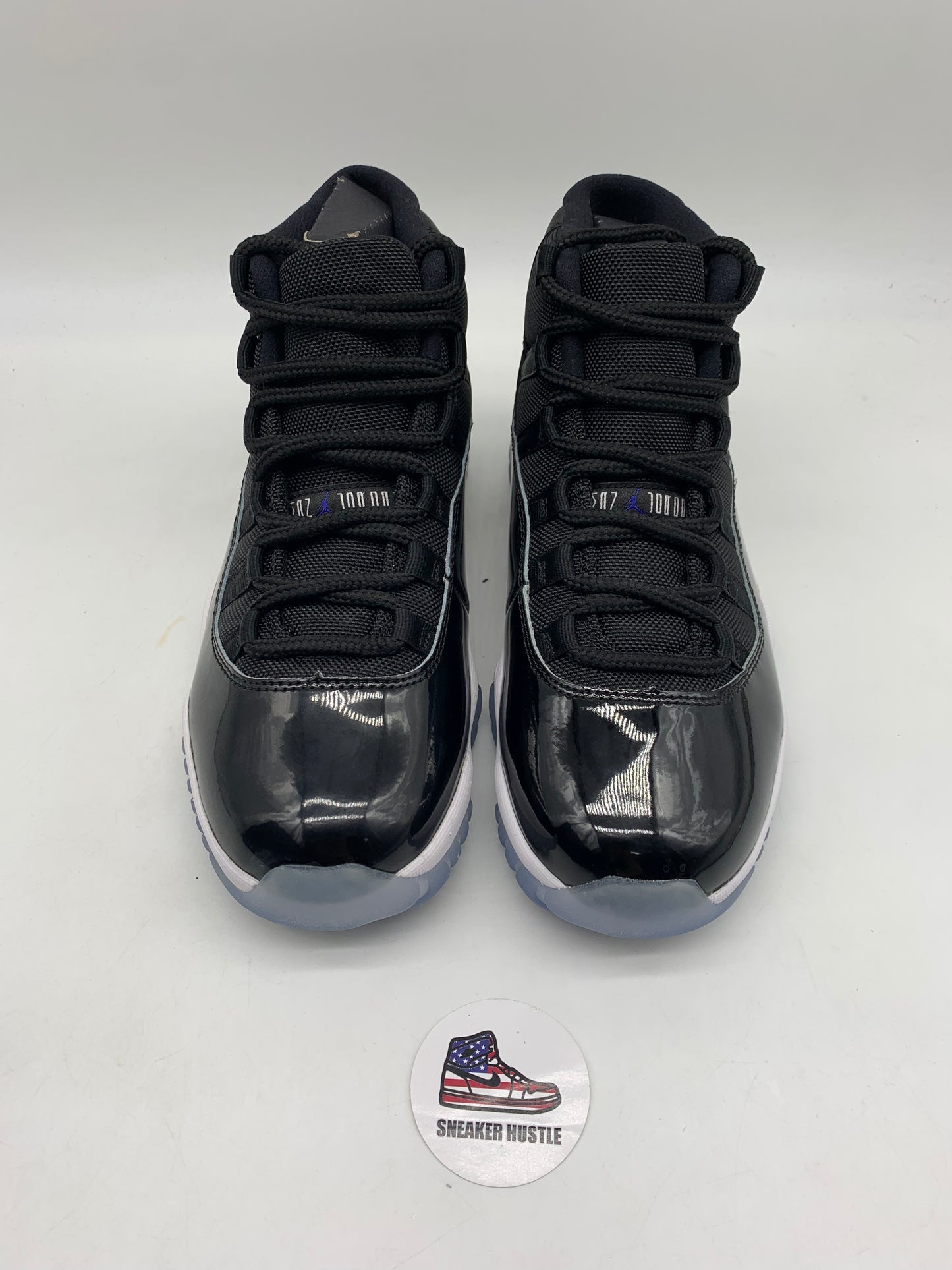 Jordan 11 Retro Space Jam (2016)
