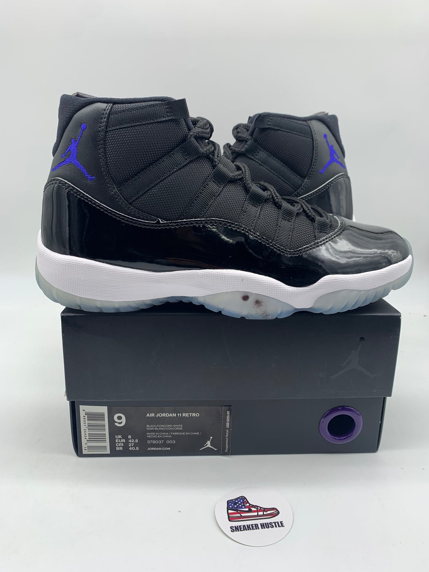 Jordan 11 Retro Space Jam (2016)