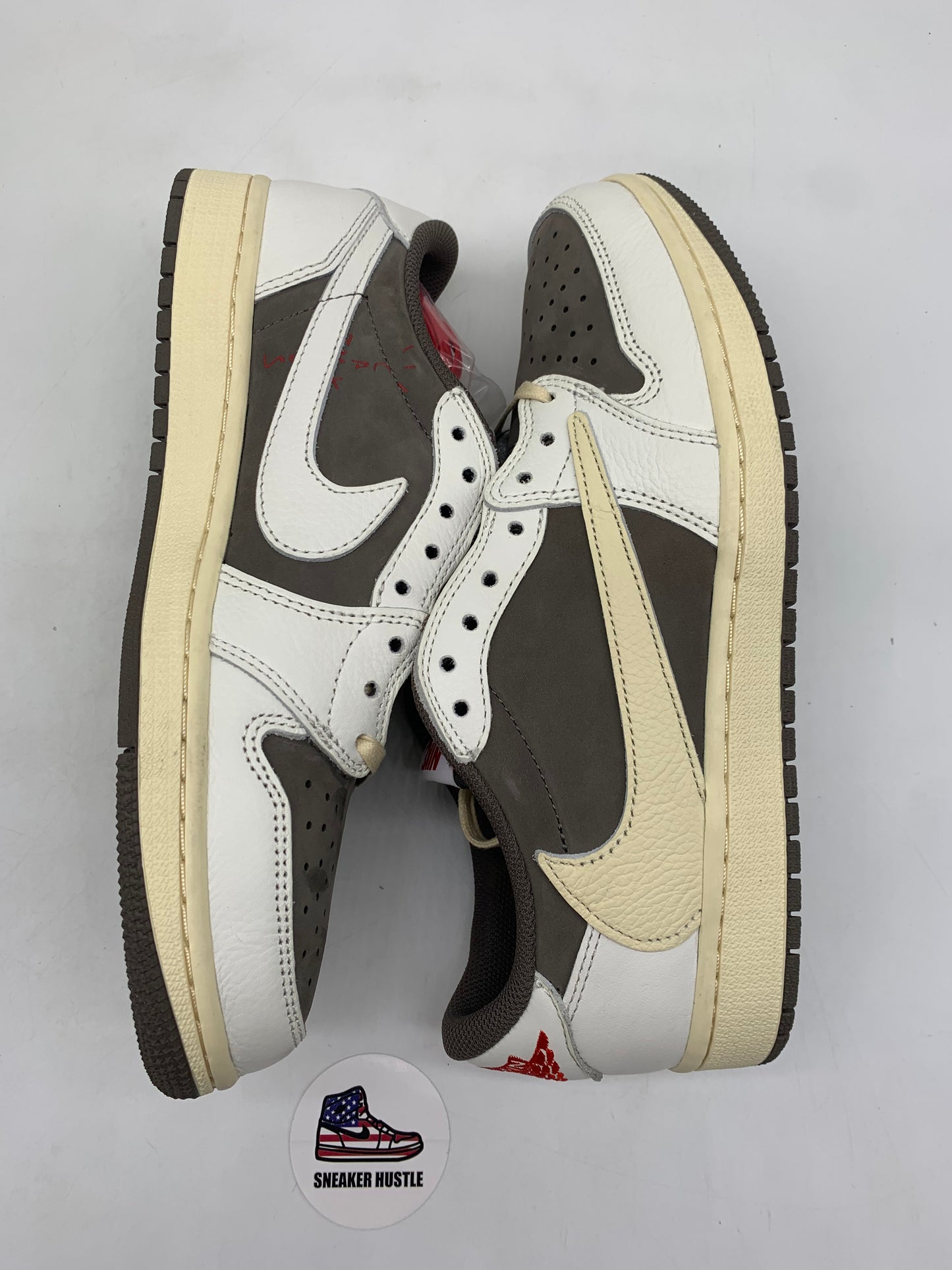 Jordan 1 Retro Low OG SP Travis Scott Reverse Mocha
