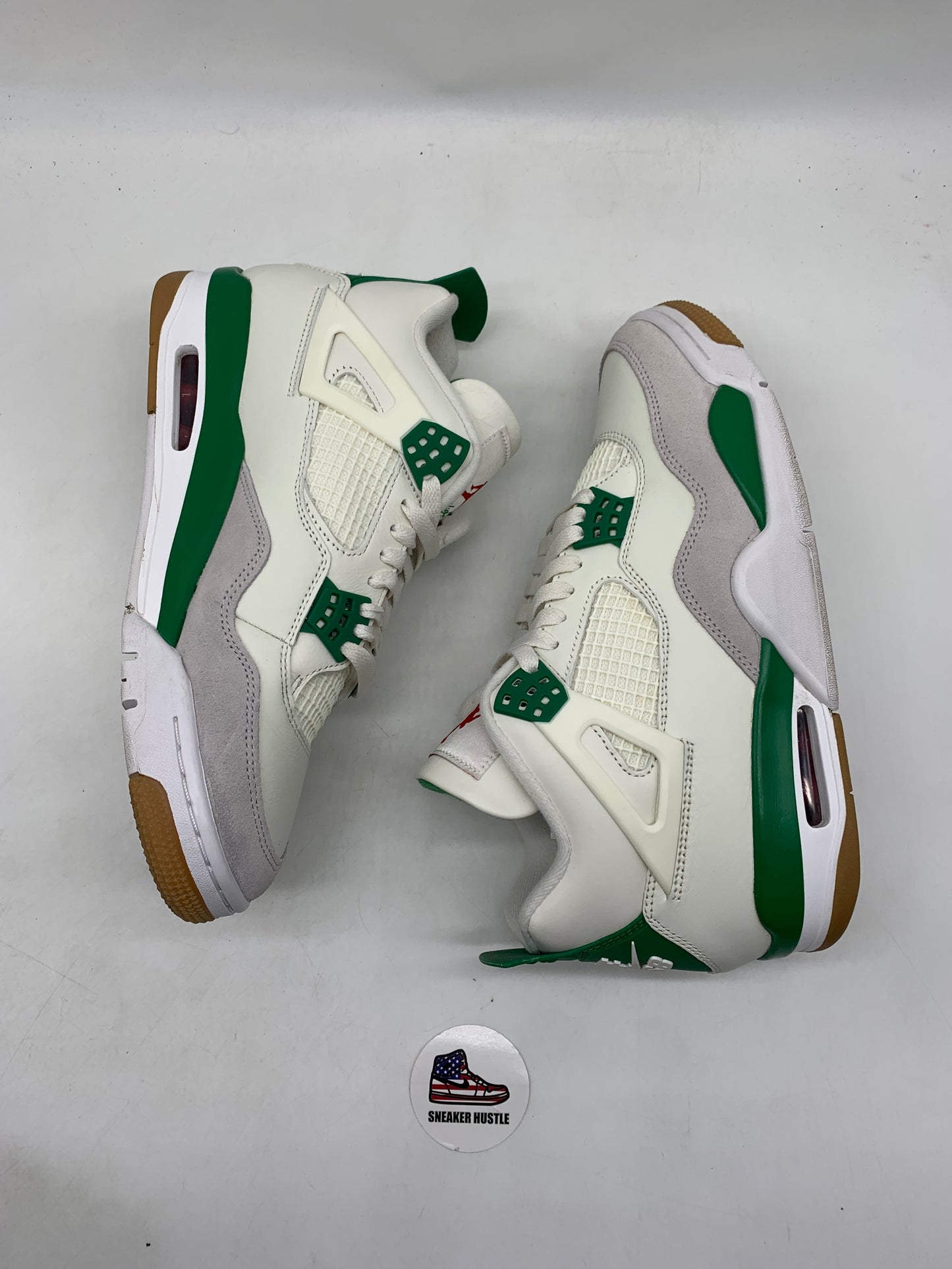 Jordan 4 Retro SB Pine Green