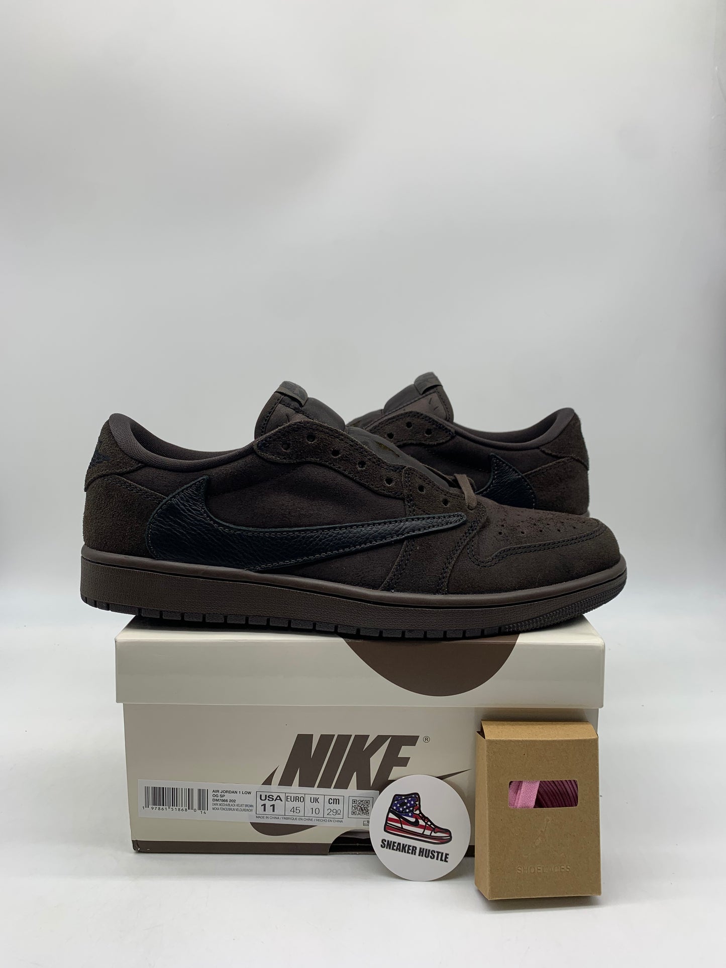 Jordan 1 Retro Low OG SP Travis Scott Velvet Brown