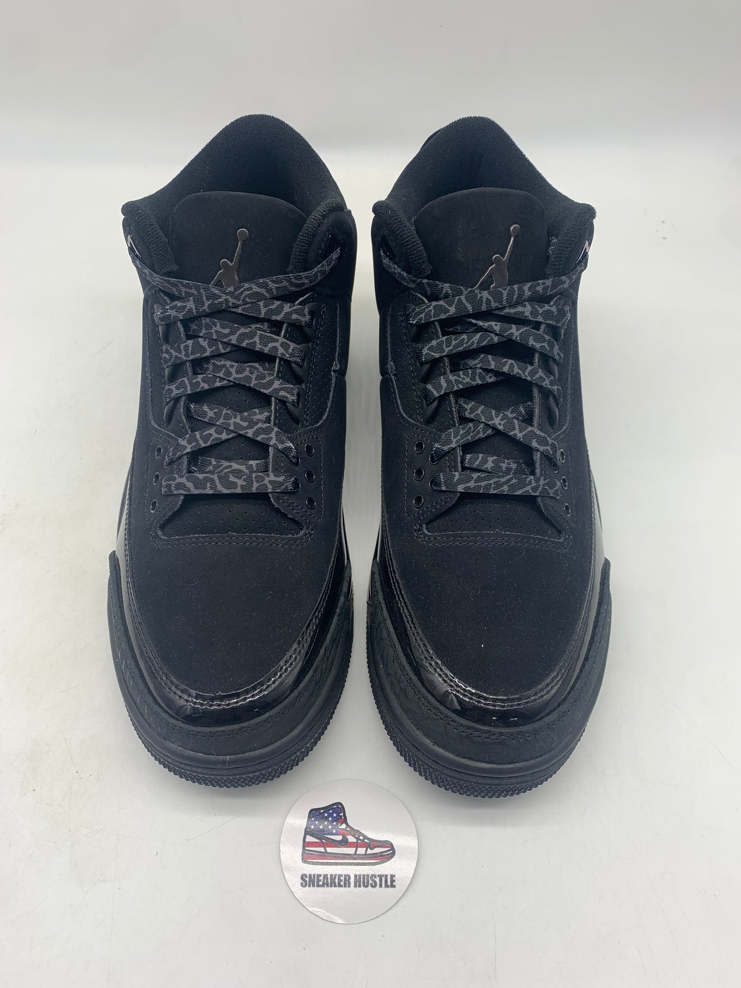 Jordan 3 Retro Black Cat (2025)