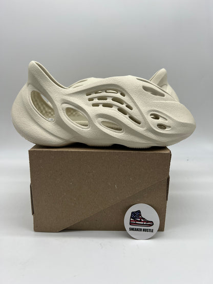 adidas Yeezy Foam RNR Sand