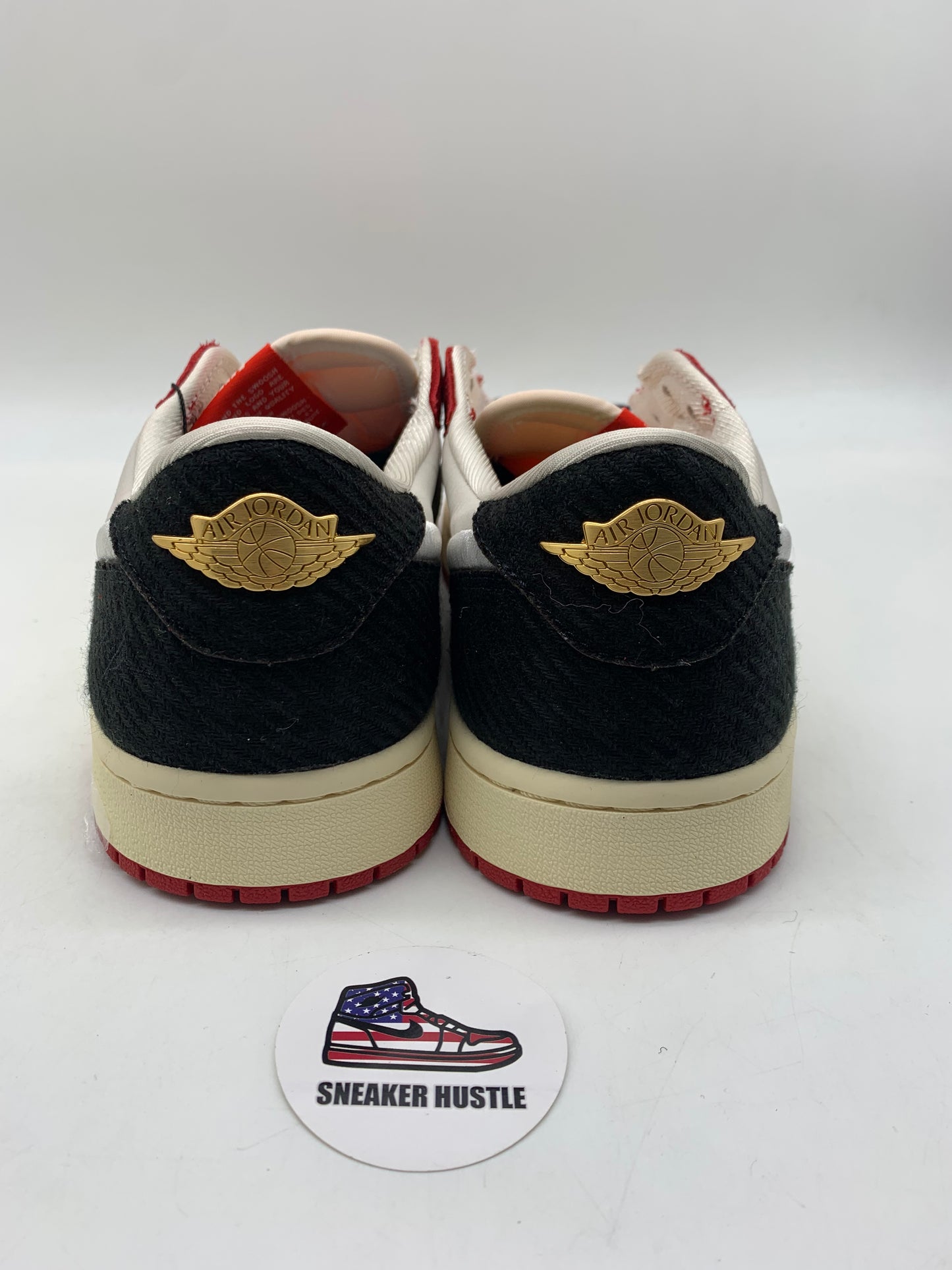 Jordan 1 Retro Low OG Trophy Room Rookie Card Home (Numbered) (with Numbered Trading Card)