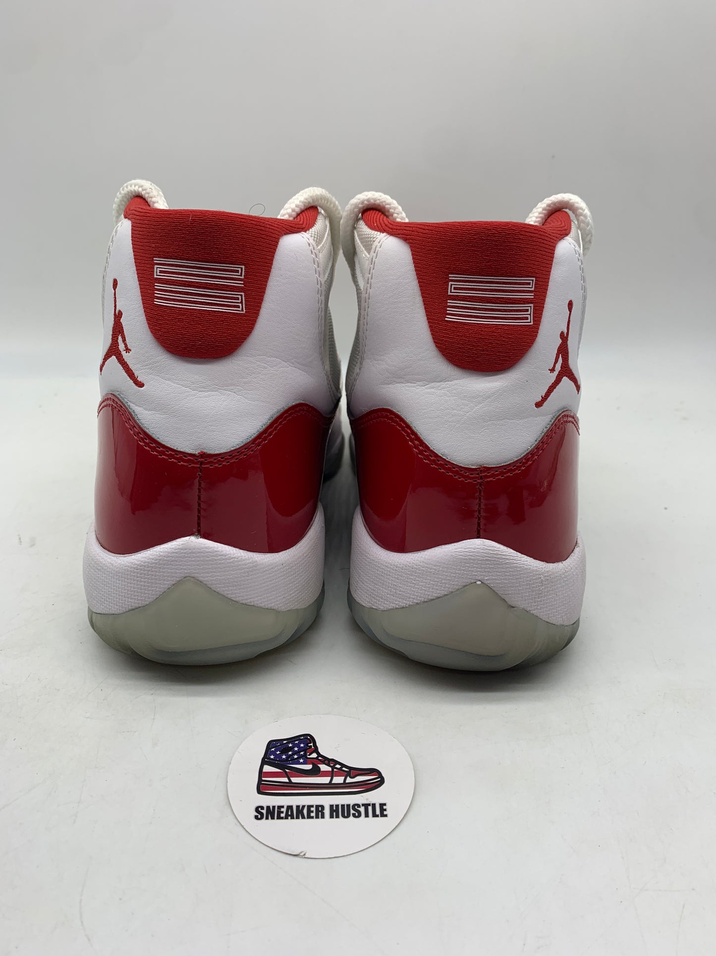 Jordan 11 Retro Cherry (2022)